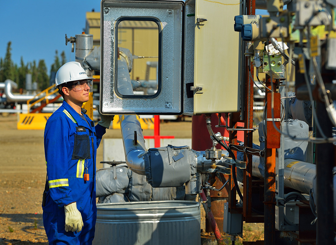 Salary worker oil field Oil and