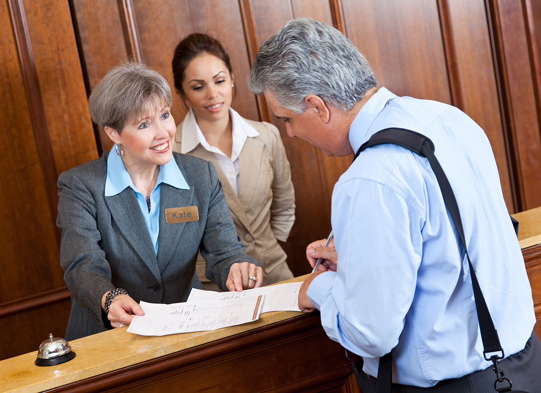 Guest Services Attendant Occupations In Alberta Alis   Guest Services Attendant Istock 185289327 