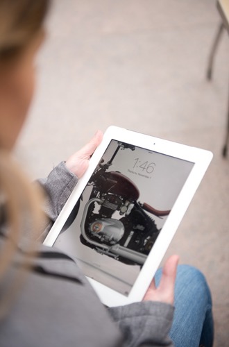 iPad screen being shown vertically