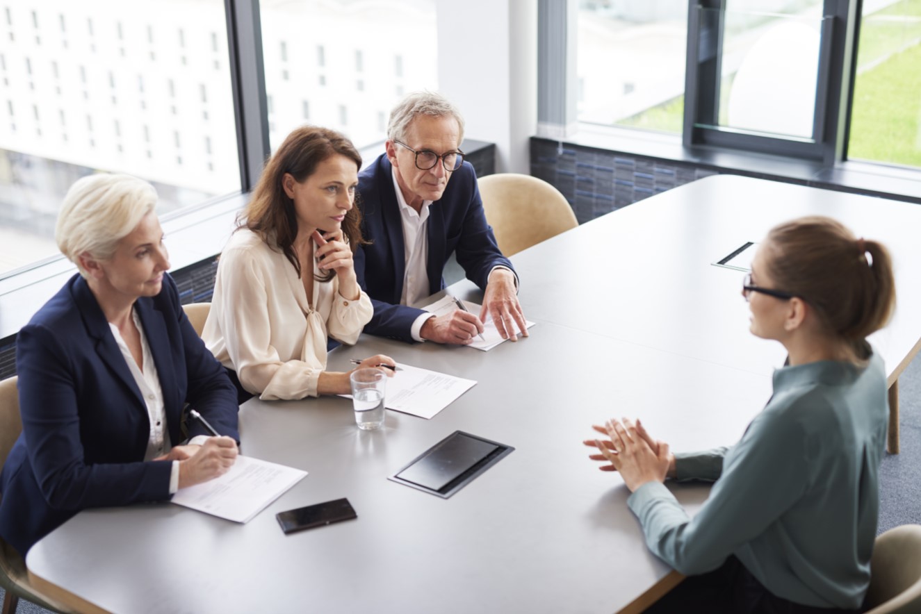 https://alis.alberta.ca/media/699122/panel-job-interview-istock-1152769811.jpg