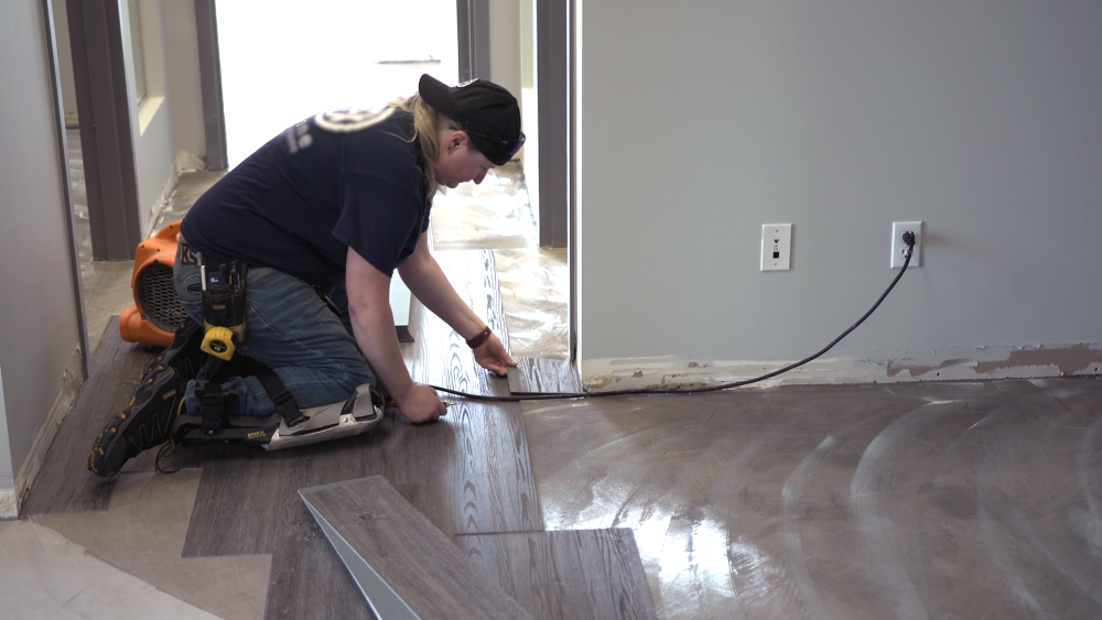 Floorcovering Installer Occupations In, Hardwood Floor Installer Jobs Salary