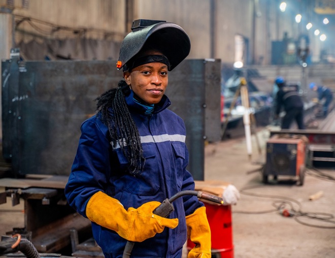women in welding trade